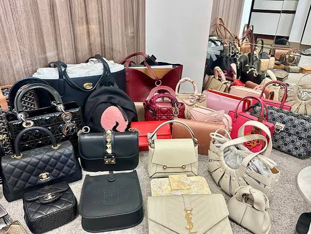 ​Bag Collection